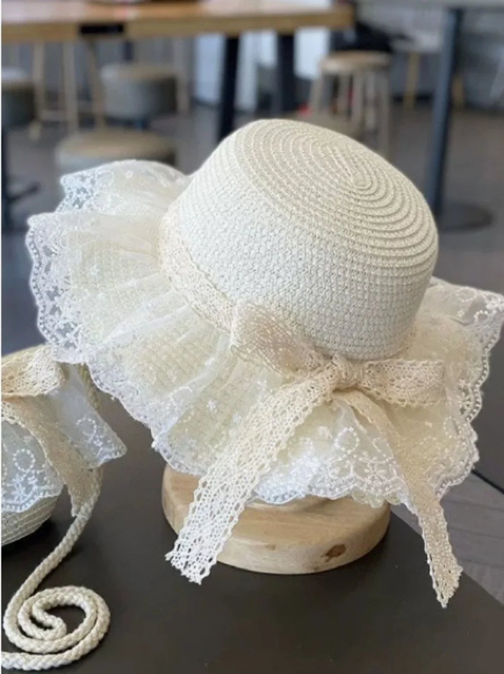 Children's Lace Trim Straw Sun Hat - Cream